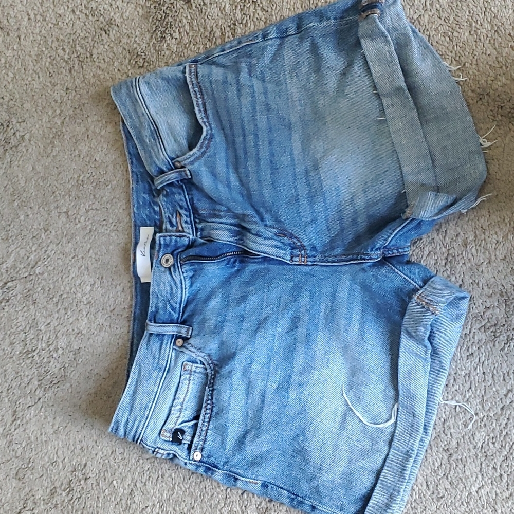 Kan can shorts size 11